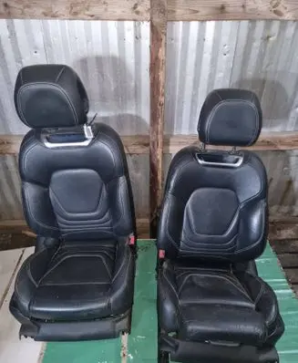Citroen DS5 Second row seats 