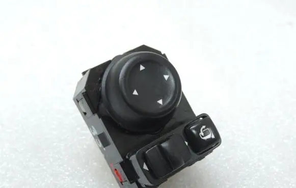 Nissan Qashqai Aerial antenna switch 255704EA1B