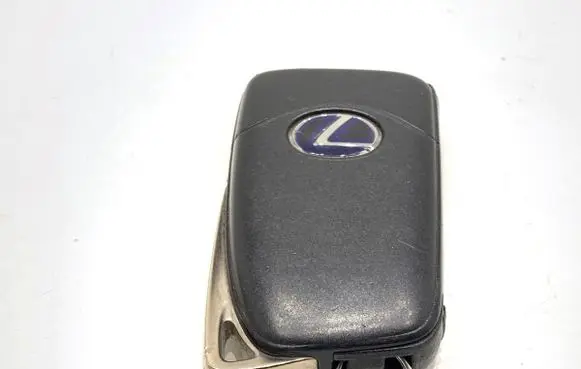 Lexus IS III XE30 Ignition key/card 