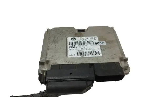 Skoda Fabia Mk1 (6Y) Engine control unit/module 036906034 6160125201