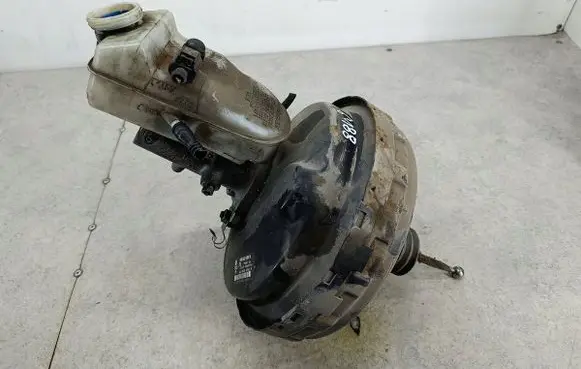 Volkswagen Transporter - Caravelle T5 Brake booster 