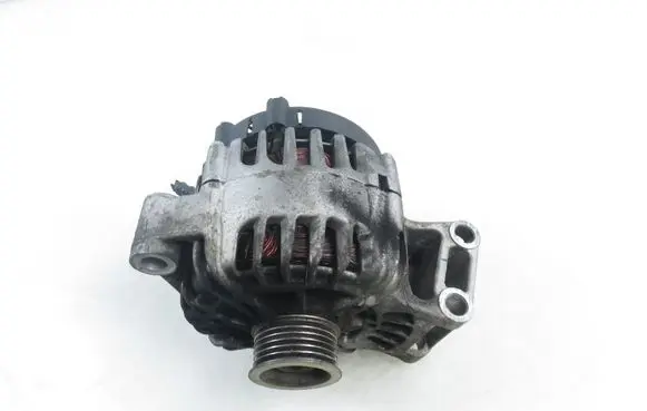 Ford Focus Generator/alternator TG12C087 AV6N10300HA