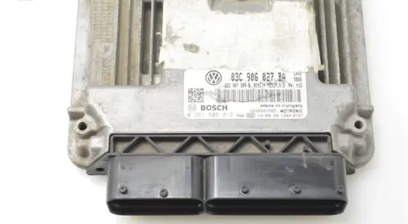 Volkswagen Golf VI Engine control unit/module 03C906027BA