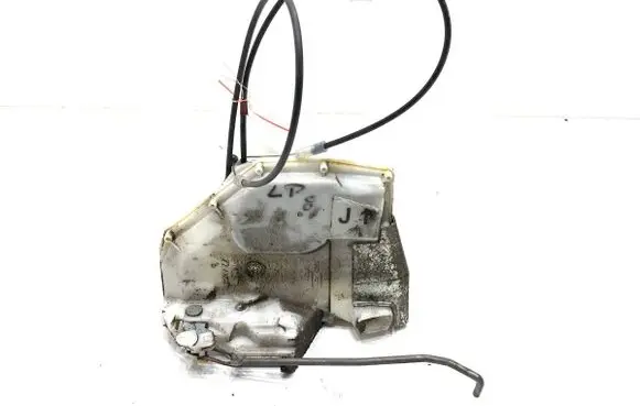 Suzuki Swift I Front door lock 