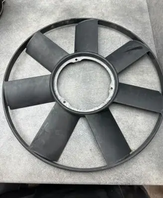 BMW 5 E39 Fan impeller 2243303