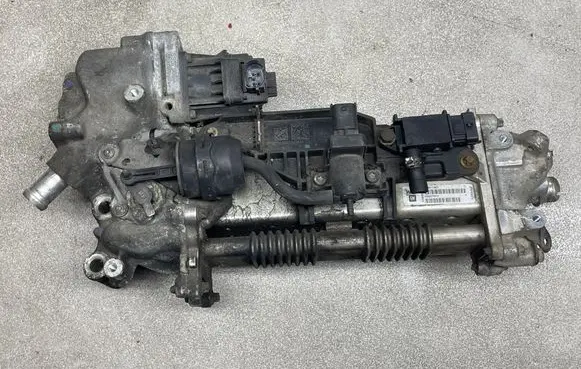 Opel Zafira C EGR valve cooler 55570005 55574896 29010675
