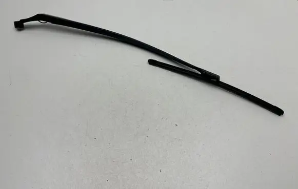 Toyota Avensis T270 Windshield/front glass wiper blade 