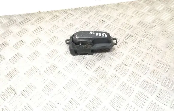 Nissan Note (E11) Rear door interior handle 5010800006