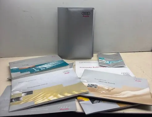 Audi A6 S6 C5 4B Owners service history hand book 9815678A088
