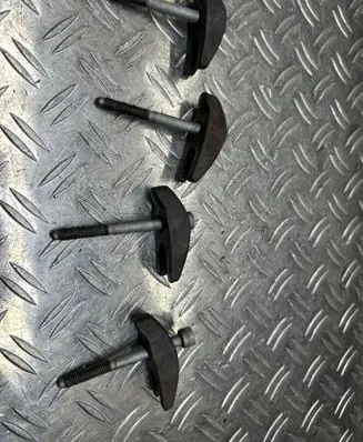 DS Automobiles 7 Crossback Fuel Injector clamp holder 