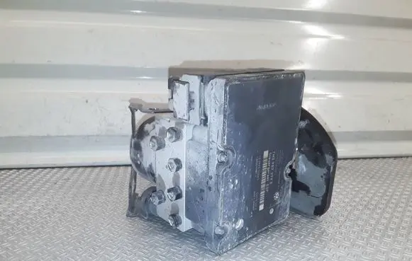 Volkswagen Sharan ABS Pump 7M3614111M 7M3907379E