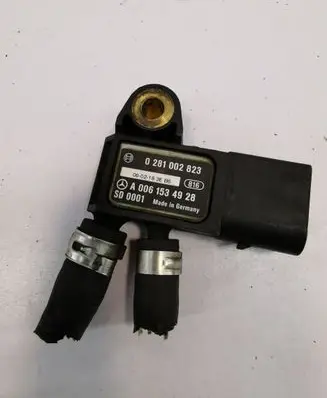 Mercedes-Benz GL X164 Exhaust gas pressure sensor A0061534928 0281002823