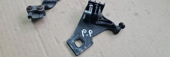 Audi A5 Sportback 8TA Headlight/headlamp mounting bracket 1301330050