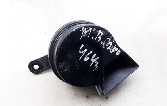 Mercedes-Benz C W203 Horn signal e1000233