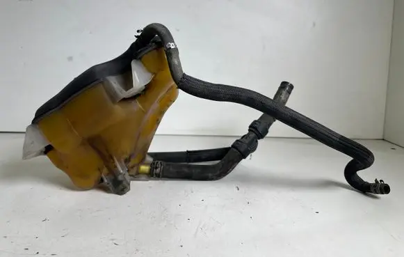 Ford Mustang V Coolant expansion tank/reservoir CR338A080AA