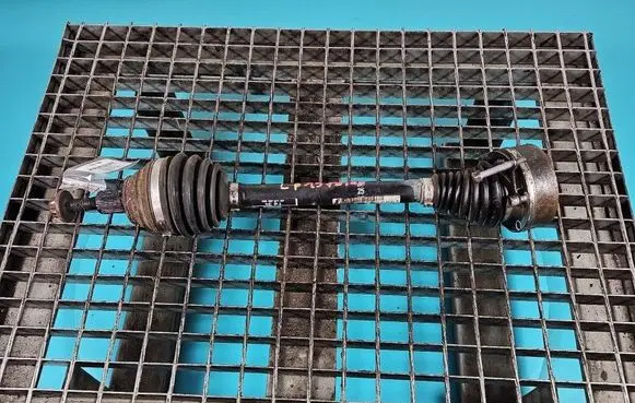 Volkswagen Golf VI Front driveshaft 1K0407271CP IMPRK1578986
