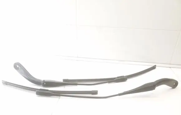 BMW 3 F30 F35 F31 Front wiper blade arm 6161726047404 6161726046905 7260474