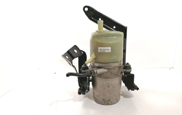Volvo V50 Power steering pump 30723582