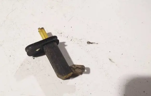 Audi A6 S6 C4 4A Front door sensor 