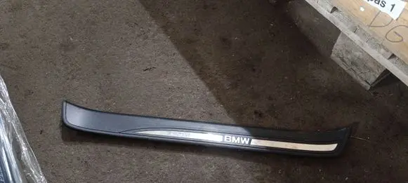 BMW 3 E90 E91 Front sill trim cover 70060280