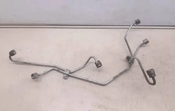 Audi A6 S6 C6 4F Fuel injector supply line/pipe 