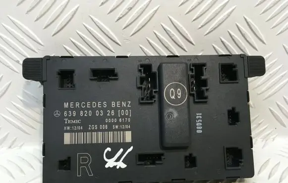 Mercedes-Benz Vito Viano W639 Door control unit/module 6398200326