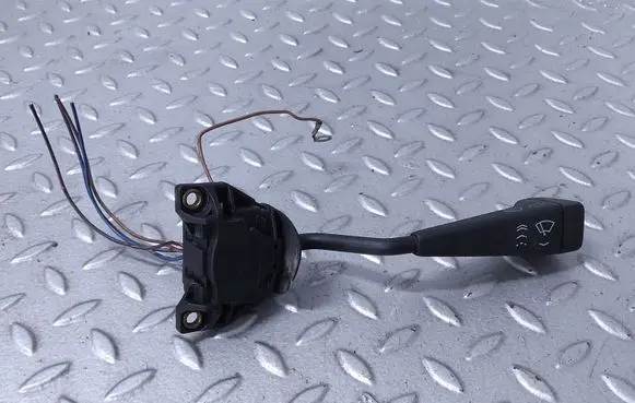 BMW 3 E30 Wiper control stalk 1372584