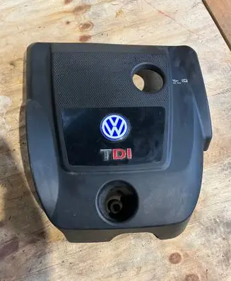 Volkswagen Golf IV Engine cover (trim) 013316 3660 G13719