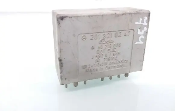 Mercedes-Benz C W202 Other relay 2018210247 60215003