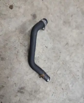 Toyota Avensis T250 Engine coolant pipe/hose