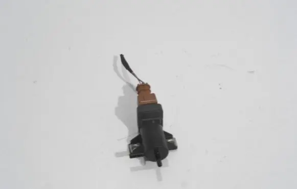 Renault Trafic III (X82) Turbo solenoid valve 820076216