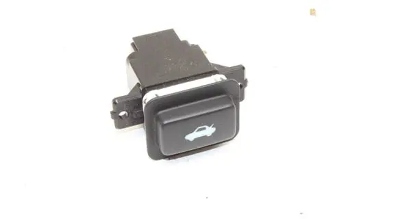 Honda Accord Tailgate/boot open switch button 