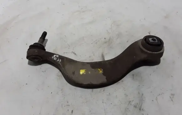BMW 5 GT F07 Front lower control arm/wishbone 6777729