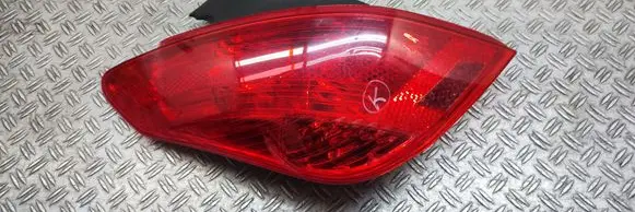 Rear/tail lights