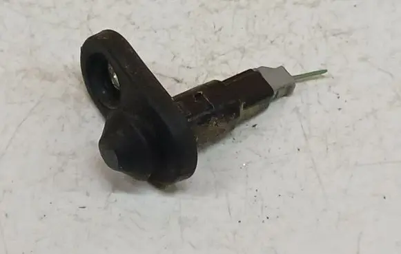 Toyota Auris 150 Front door sensor