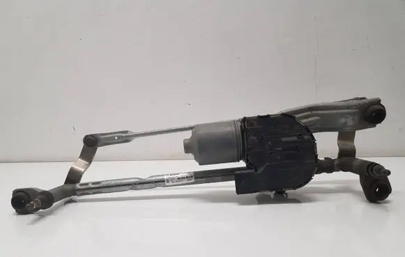 Front wiper linkage and motor