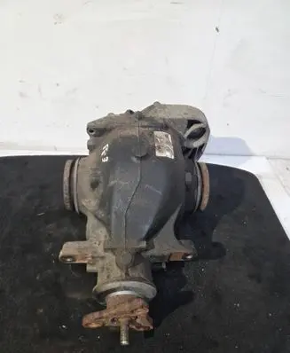 BMW 3 E92 E93 Rear differential 7572522