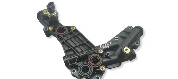 Toyota Avensis T270 Oil filter mounting bracket 157810R020 102232PS 8352060060