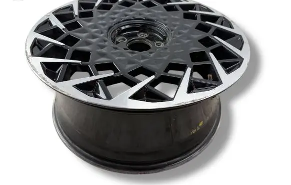R20 alloy rim