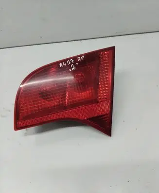 Tailgate rear/tail lights