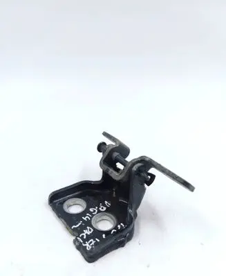 Dacia Duster Rear door upper hinge 