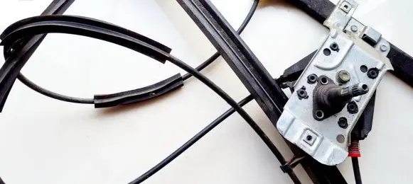Front door window regulator with motor