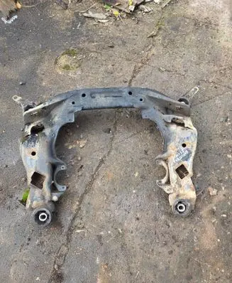 Volkswagen PASSAT B5.5 Front subframe