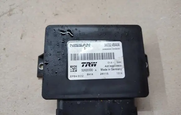 Nissan X-Trail T32 Hand brake control module 360324BA0A
