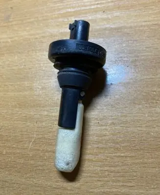 Mercedes-Benz C W203 Windshield washer fluid level sensor 2205400045 C2981