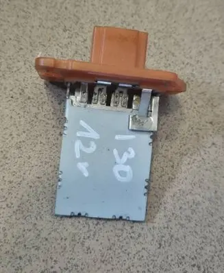 Hyundai i30 Heater blower motor/fan resistor
