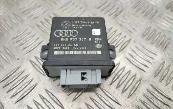 Audi A4 S4 B8 8K Light module LCM 8K0907357B