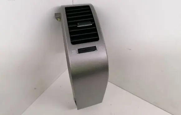 Toyota Prius (XW20) Dashboard side air vent grill/cover trim 5566047020 45566247020 4556627020