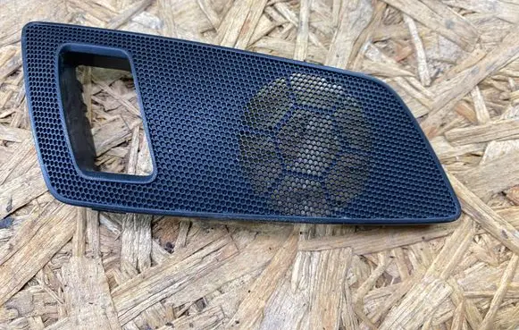 Skoda Octavia Mk2 (1Z) Front door speaker cover trim 1Z1867436