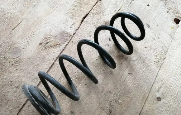 Volkswagen Scirocco Rear coil spring